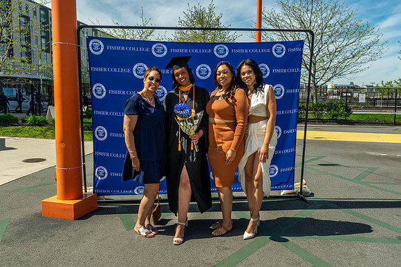 2022-05-15FisherCollegeGraduation-0123
