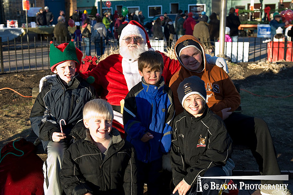 Winthrop_Santa_004